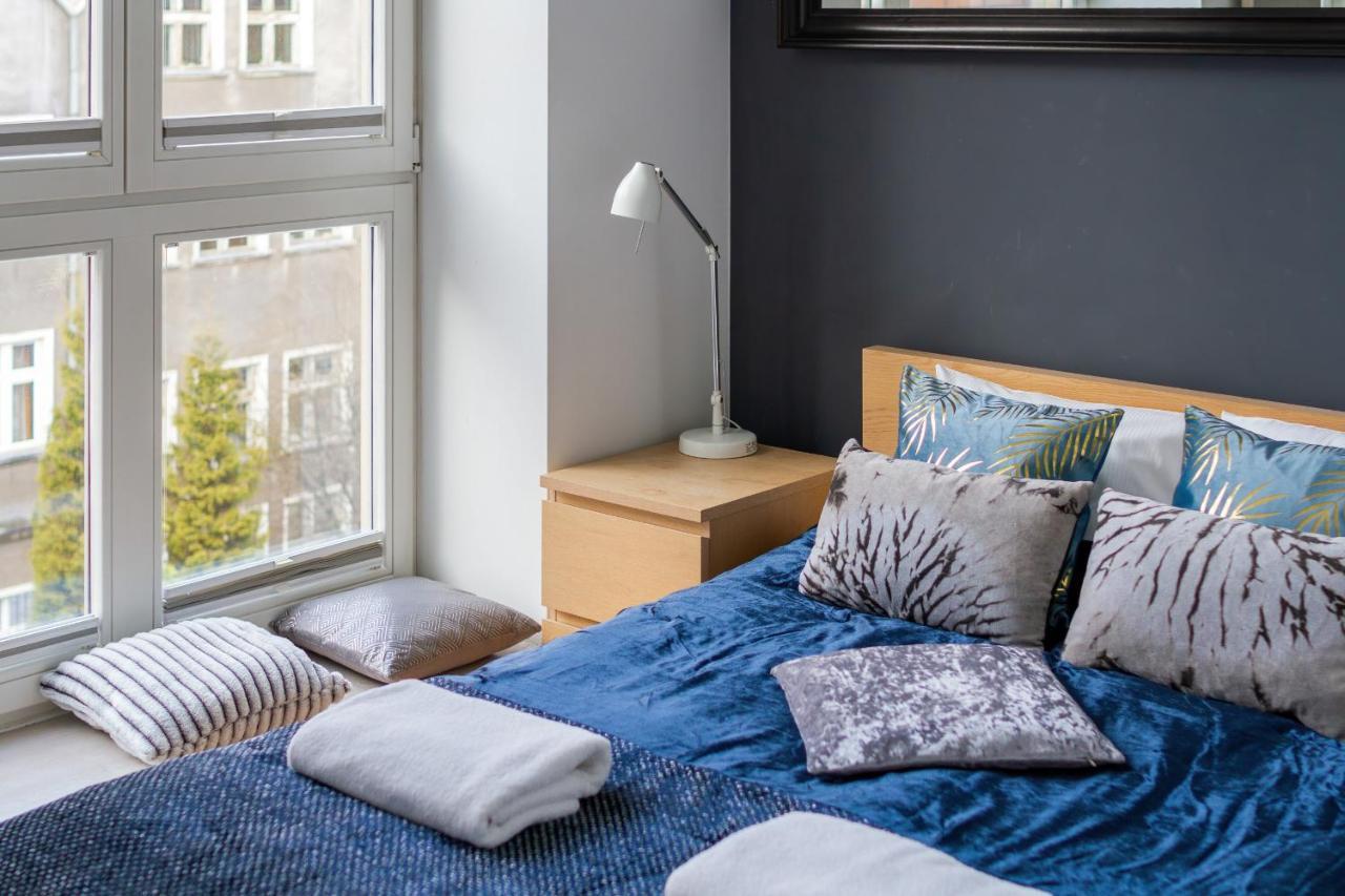 Old Town Neptun Apartments By Noclegi Renters Gdansk Luaran gambar
