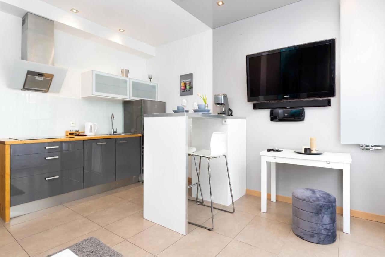 Old Town Neptun Apartments By Noclegi Renters Gdansk Luaran gambar